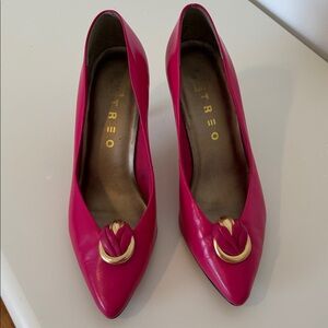 Vintage pink kitten heels- TREO